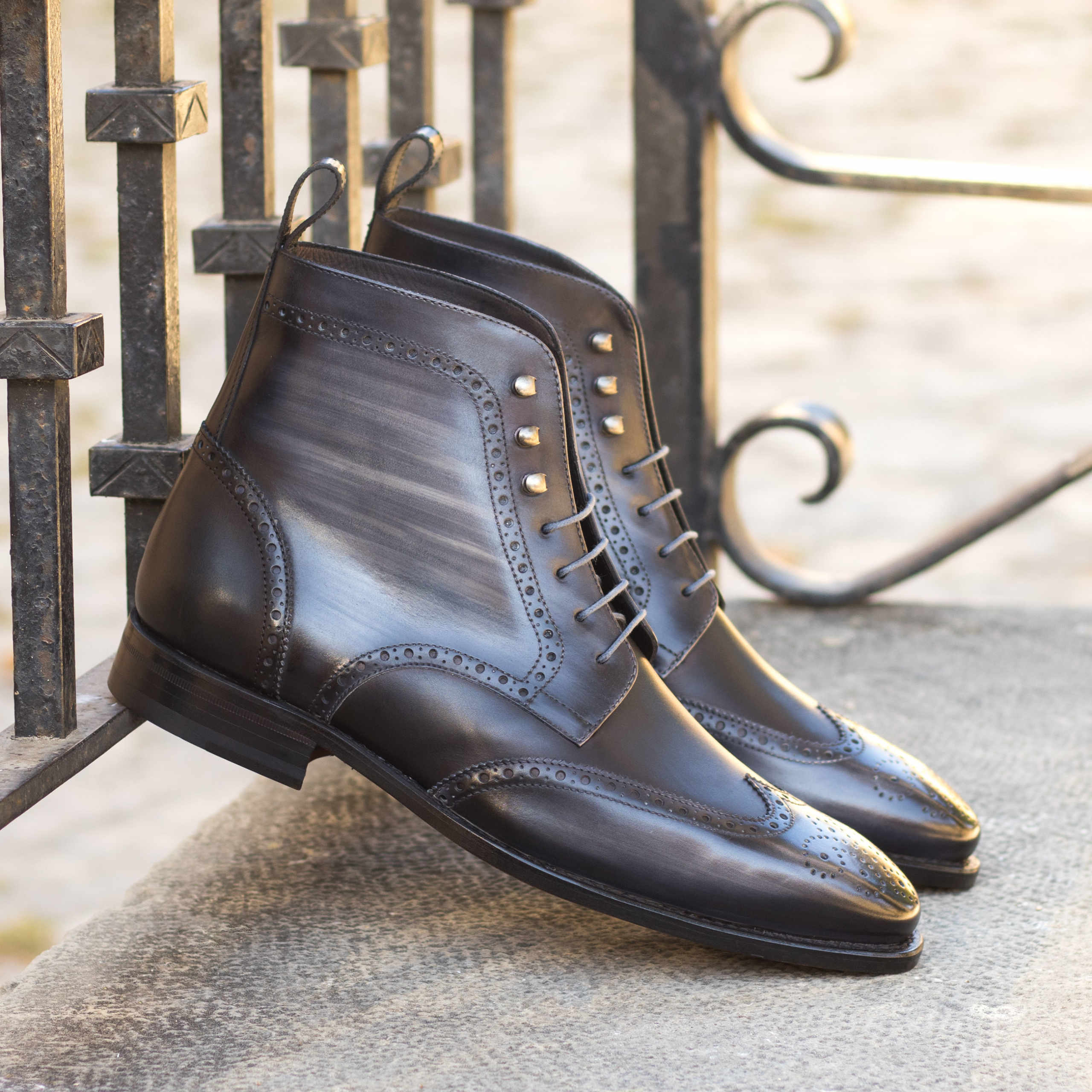 Moc Boot black box calf, black painted calf, grey patina